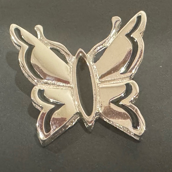 Givenchy Butterfly Silver Brooch - Picture 1 of 2